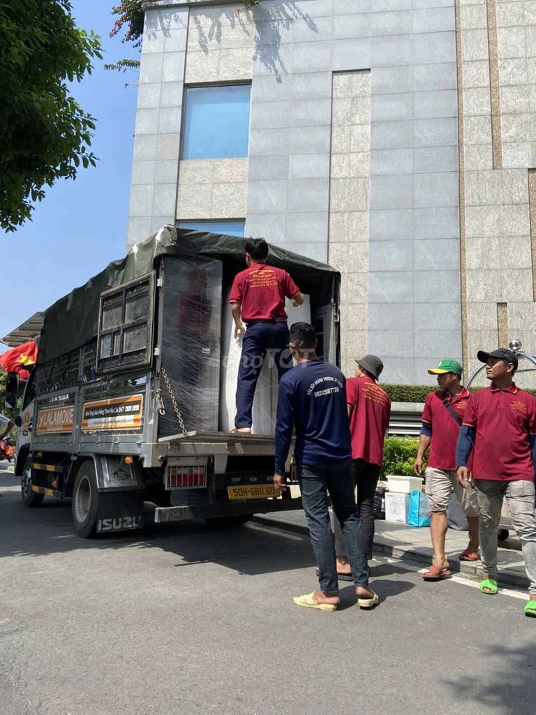 Chuyển nhà trọn gói THÁO LẮP MIỄN PHÍ GIÁ RẺ. Dịch vụ chuyển nhà tại Quận 1 Tp Hồ Chí Minh được đăng bởi Chuyển Nhà Trọn Gói  Robert Biện hình 1