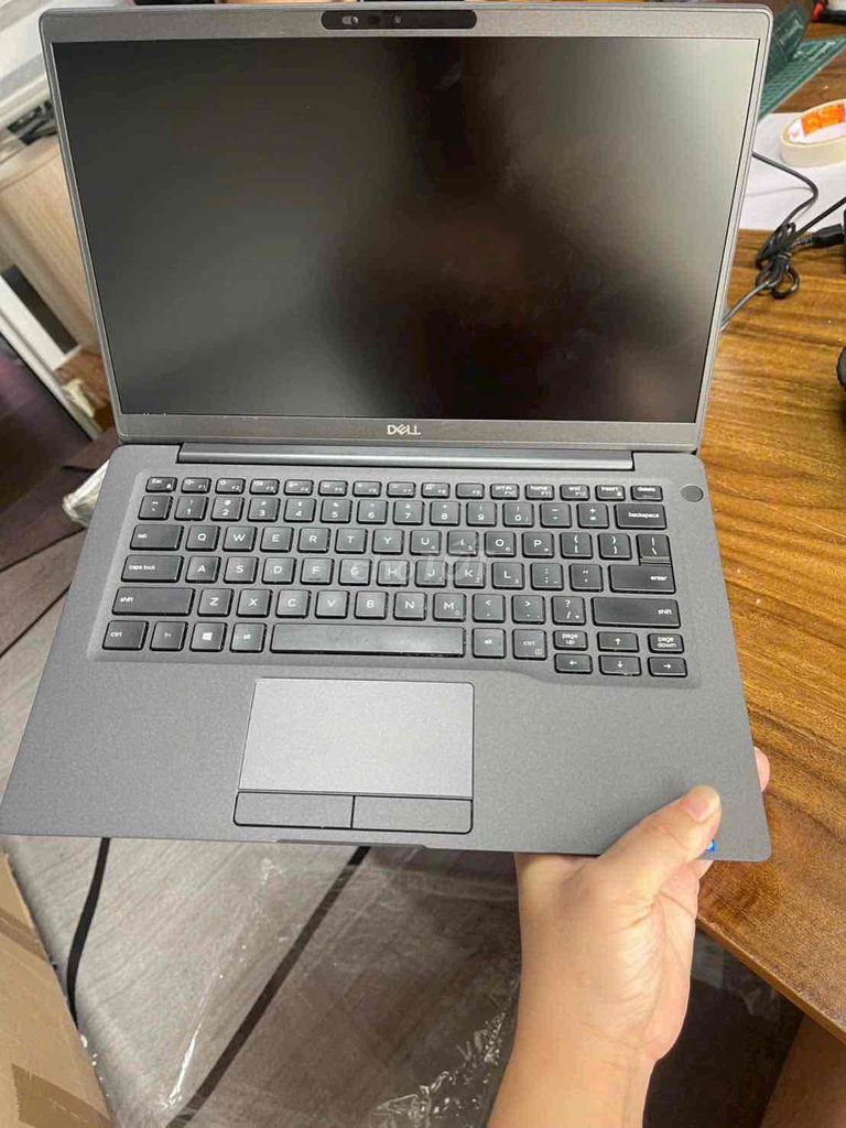 Dell Latitude 7400 i5 8GB/256GB/14” cacbon. Mua bán Laptop tại Quận Hai Bà Trưng Hà Nội được đăng bởi Hieuz Computer hình 1