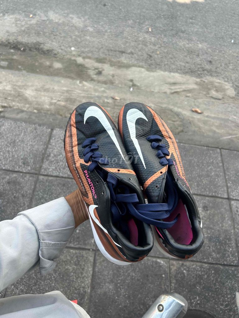 Giày đá bóng Nike Phantom Nam size 41