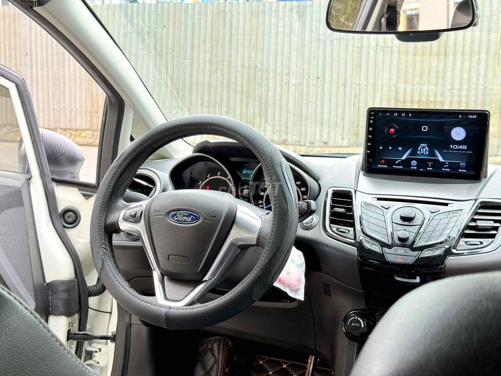 Ford Fiesta 2014 Titanium 1.5 AT - 70000 km. Mua bán Ô tô tại Quận Tân Phú Tp Hồ Chí Minh được đăng bởi Thế Anh hình 9