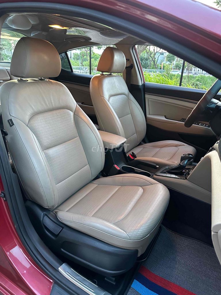 ❤️Hyundai Elantra 2018 1.6 AT - 97000 km❤️. Mua bán Ô tô tại Quận Cẩm Lệ Đà Nẵng được đăng bởi Đức Thịnh hình 17