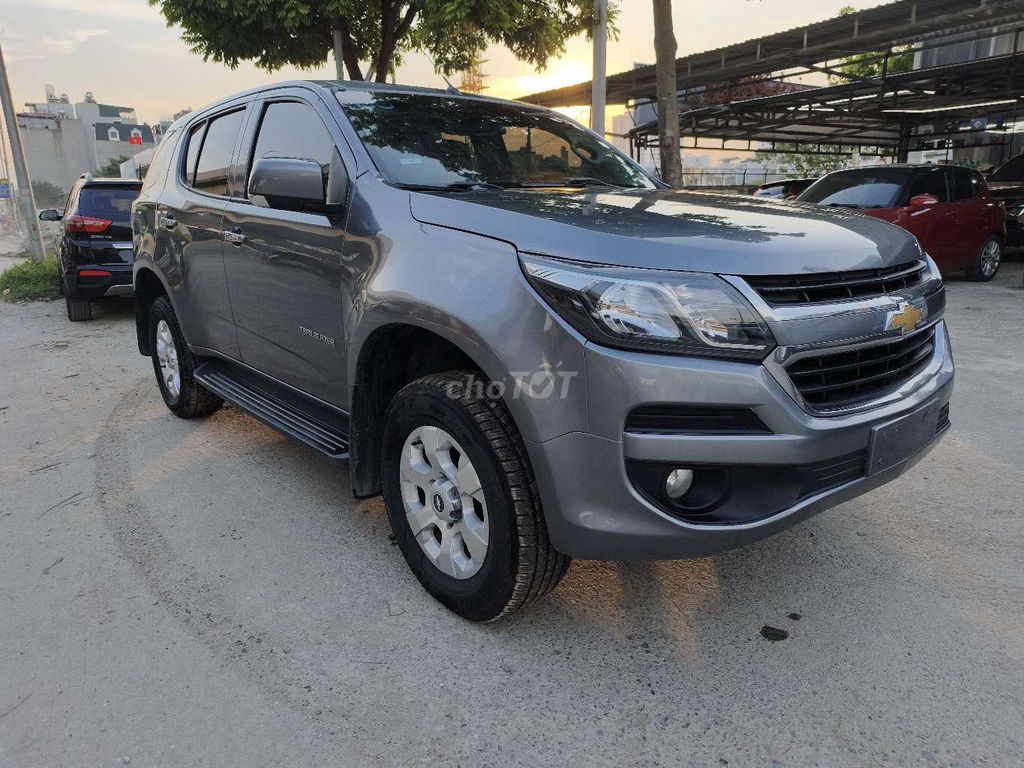 Chevrolet Trailblazer LT 2018 Dầu Tự động Xám