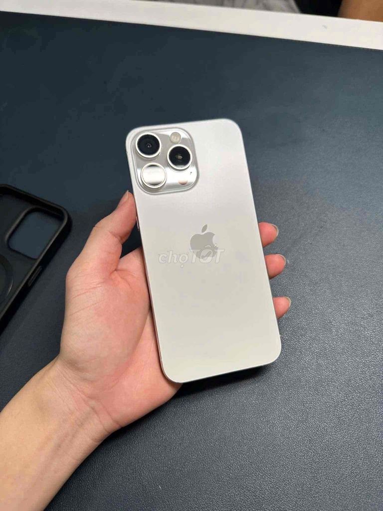 Apple iPhone 15 Pro max  Bạc 512GB Đã sử dụng. Mua bán Điện thoại tại Quận 8 Tp Hồ Chí Minh được đăng bởi Huy Phạm hình 1