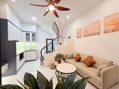 Bán nhà mặt phố tại Hồng Hà, Cốc Lếu, 15,2 tỷ, 116m2, giá ưu đãi
