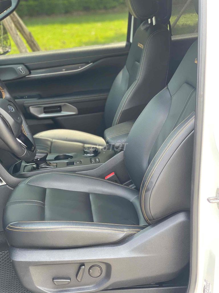 Everets wildtrack 2.0AT 4x4 2023 - 4 vạn km. Mua bán Ô tô tại Quận Long Biên Hà Nội được đăng bởi Hoàng Thanh auto hình 4