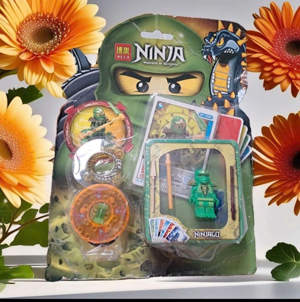 HỘP ĐỒ CHƠI NINJA CHIẾN ĐẤU