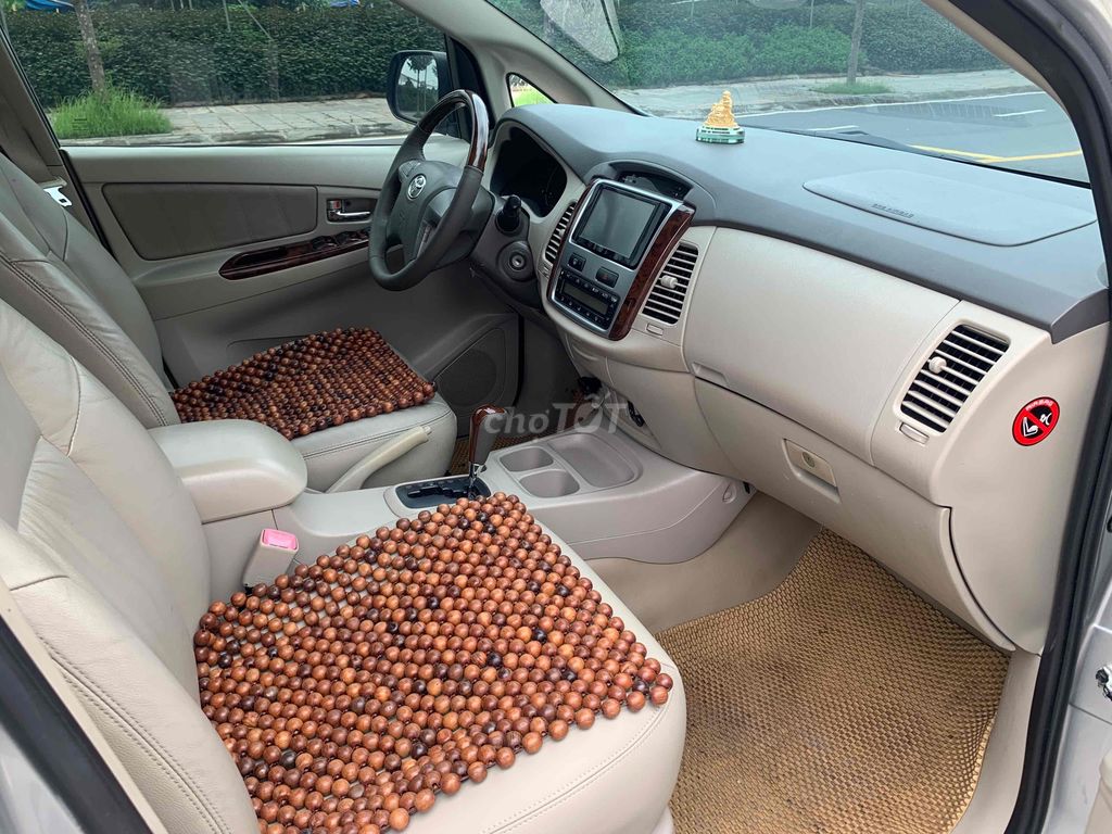 Toyota Innova 2014 2.0V - 15000 km. Mua bán Ô tô tại Quận Nam Từ Liêm Hà Nội được đăng bởi A sơn hình 10
