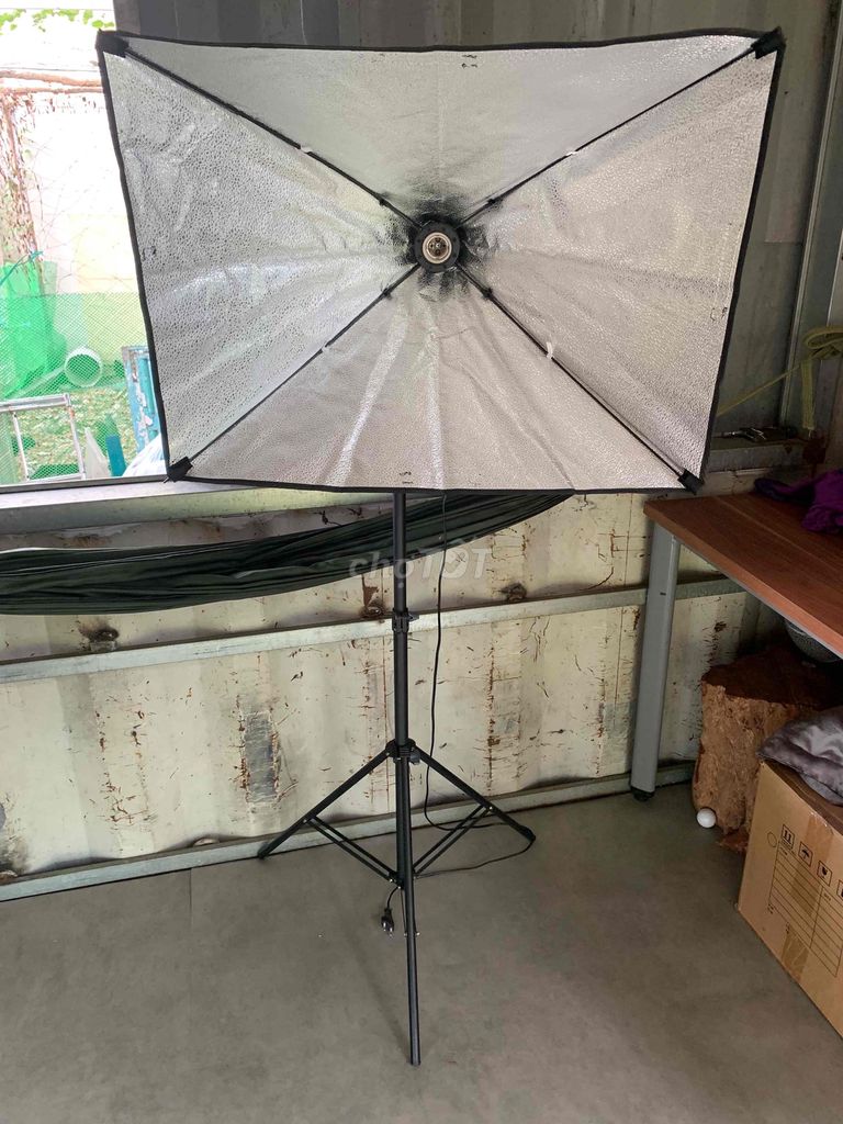 Chân đèn Lingo Zenith dùng chụp ảnh , quay phim. Mua bán Máy ảnh, Máy quay tại Huyện Nhà Bè Tp Hồ Chí Minh được đăng bởi phan phuoc hình 1
