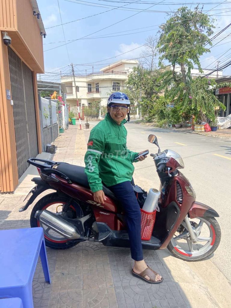 Chuyển Nhà HIỀN LÀNH LỊCH SỰ ĐÀNG QUÀNG TRUNG THỰC. Dịch vụ chuyển nhà tại Quận 11 Tp Hồ Chí Minh được đăng bởi Chuyển Nhà Trọn Gói  Robert Biện hình 1