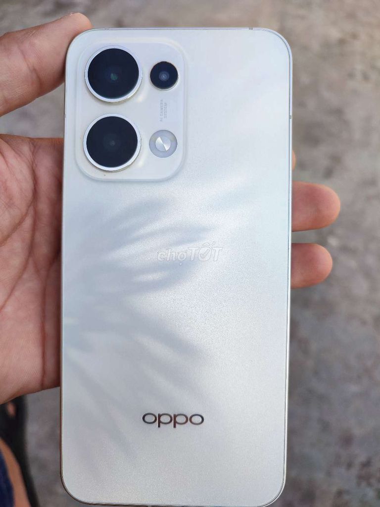 Oppo Reno 13 5G Ram12/256GB Trắng. Mua bán Điện thoại tại Huyện Gò Công Đông Tiền Giang được đăng bởi tân hình 1