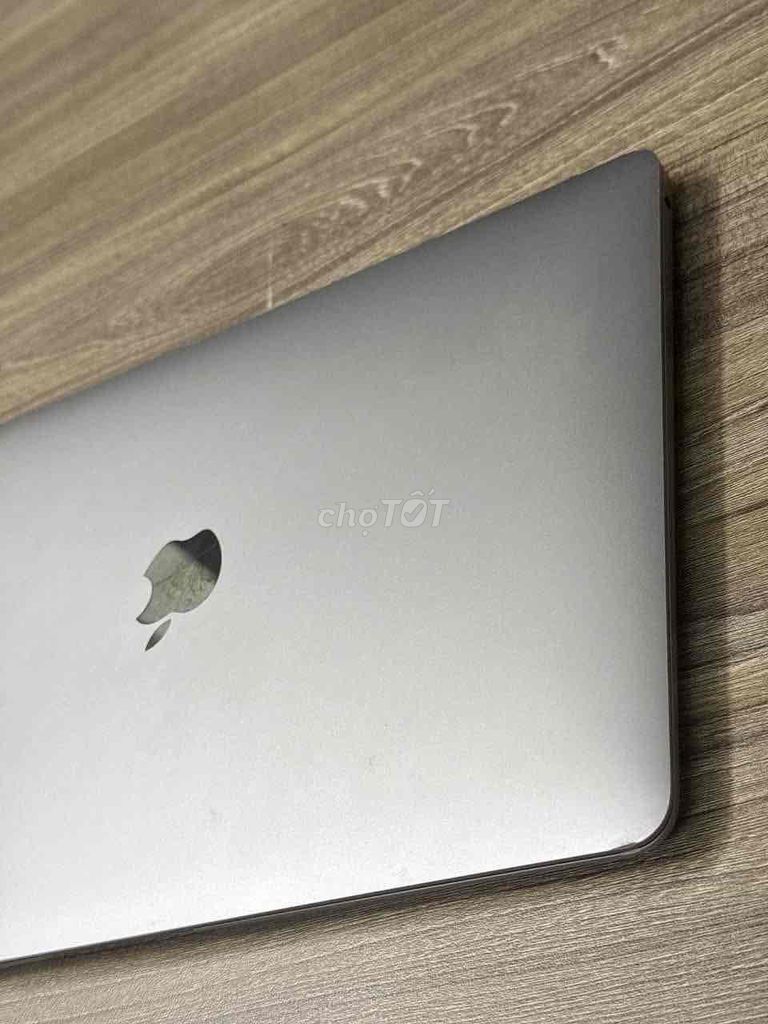 Macbook Air M1 8GB/256GB VN pin 93% sạc ít zin. Mua bán Laptop tại Quận 3 Tp Hồ Chí Minh được đăng bởi Kim Thanh  hình 1