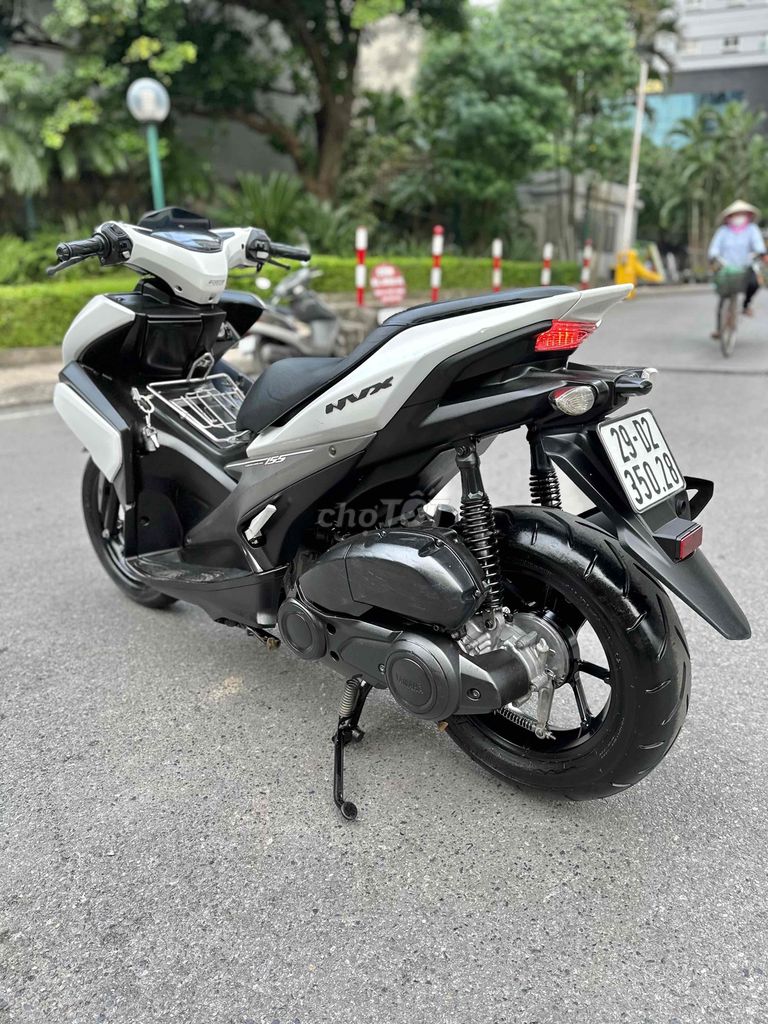 Yamaha NVX 2017!! 155cc khoá Smartkey. Mua bán Xe máy tại Quận Hoàng Mai Hà Nội được đăng bởi Xe Máy Quân Oanh  hình 1