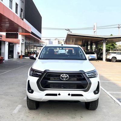 Toyota Hilux 2024, Nhận đặt xe giao ngay - XE HOT