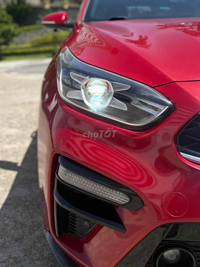 KIA Cerato Premium 2.0AT 2020 Красный 59 000 км