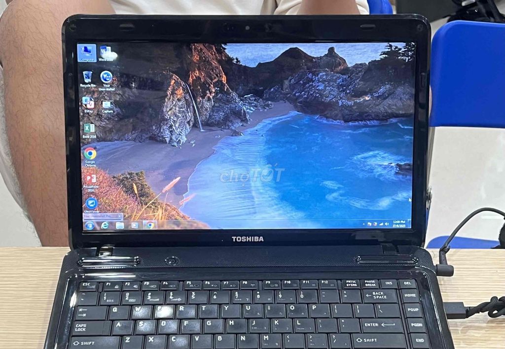 Mình Pasa Laptop toshiba state lite I3/4/500. Mua bán Laptop tại Quận Đống Đa Hà Nội được đăng bởi Thế Hoàng hình 2