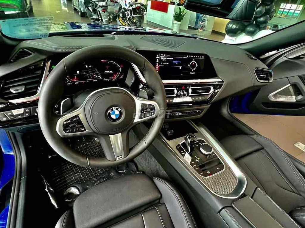 BMW Z4 2023 Thể thao Xanh dương 4128 km. Mua bán Ô tô tại Quận Ninh Kiều Cần Thơ được đăng bởi Vu Le hình 4