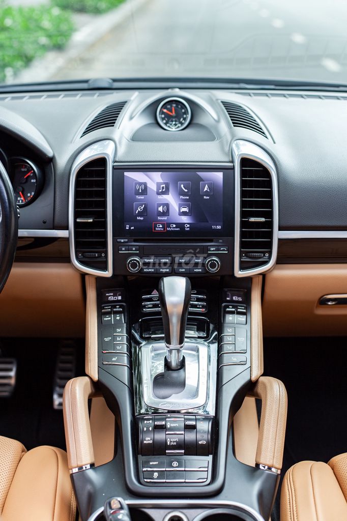 Porsche Cayenne 3.0 V6 Platinum 2017 Nâu. Mua bán Ô tô tại Thành phố Thủ Đức Tp Hồ Chí Minh được đăng bởi H2T Auto hình 9