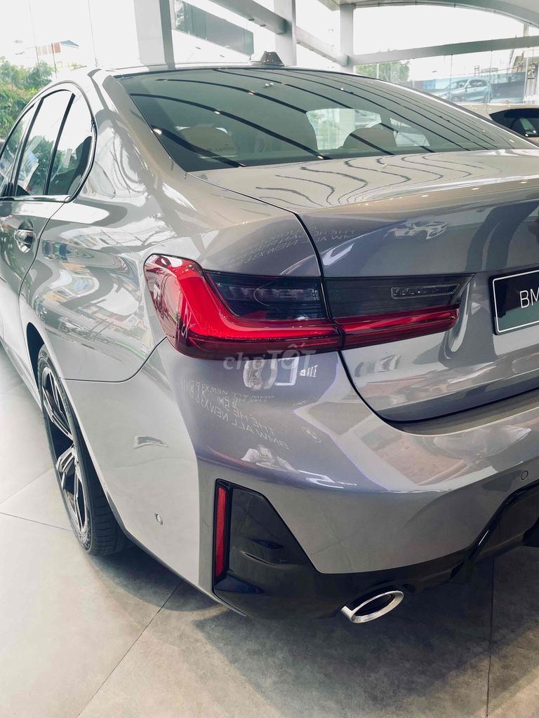 BMW 3 Series 2025 320i M Sport. Mua bán Ô tô tại Quận Bình Tân Tp Hồ Chí Minh được đăng bởi Hồ Nhật Anh hình 14
