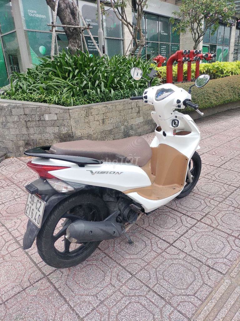 Bán xe vison màu trắng chính chủ. Mua bán Xe máy tại Quận 4 Tp Hồ Chí Minh được đăng bởi Vo van dung hình 2