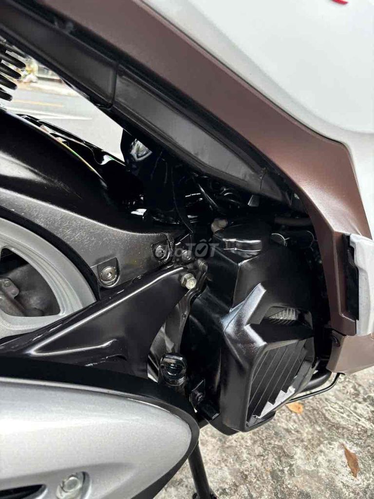 cần bán sh moder. Mua bán Xe máy tại Thị xã Bến Cát Bình Dương được đăng bởi xe máy trả góp tín nghĩa  hình 11