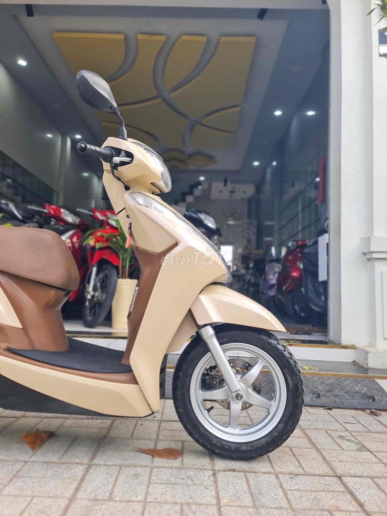 🌈LEAD Fi VÀNG NÂU HSCT PXX SẴN XEĐẸP MÁY ZIN💥CÓGÓP. Mua bán Xe máy tại Thành phố Sóc Trăng Sóc Trăng được đăng bởi Mạnh Huỳnh hình 7