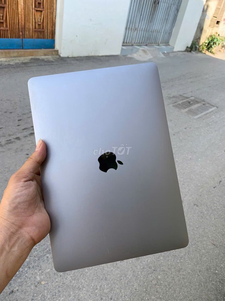 Apple MacBook Pro 2019 i5 13.3 inch 16GB/512GB. Mua bán Laptop tại Huyện Quế Võ Bắc Ninh được đăng bởi Luân hình 1
