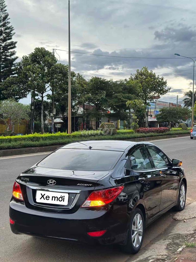 Hyundai Accent 2011 1.4 AT - 138000 km. Mua bán Ô tô tại Thành phố Pleiku Gia Lai được đăng bởi Phạm Nguyên Sang hình 4