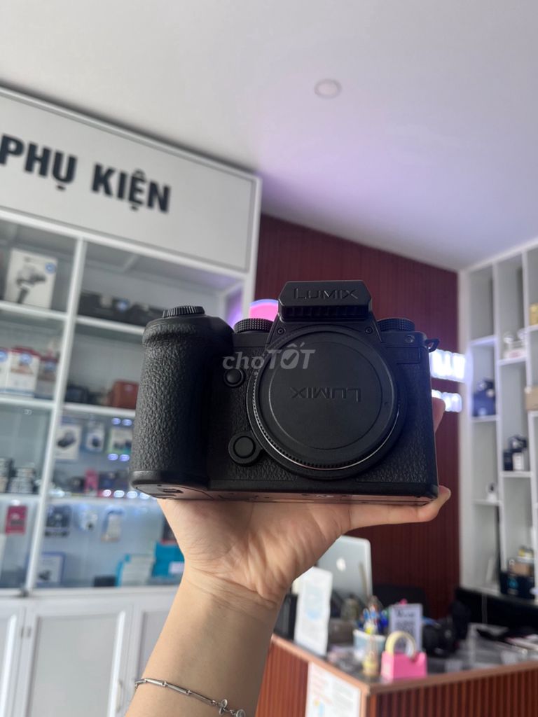 LUMIX S5 II X + LENS PANASONIc S 24-105mm F4 MACRO. Mua bán Máy ảnh, Máy quay tại Quận 1 Tp Hồ Chí Minh được đăng bởi Hòa Mc hình 1