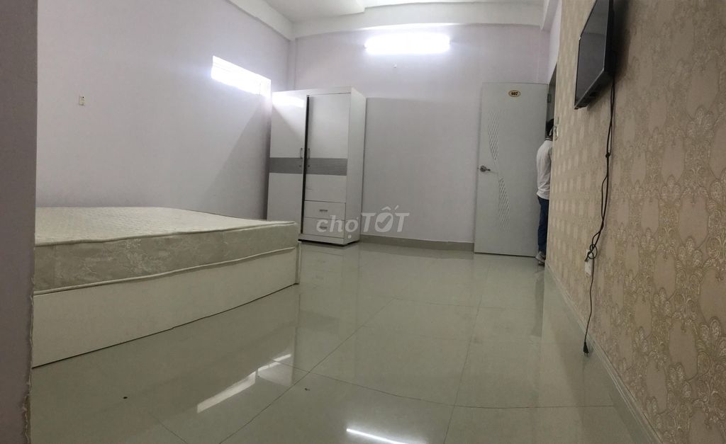 Phong DV full nội thất cao cấp, tự do 351 AN Dương Vương