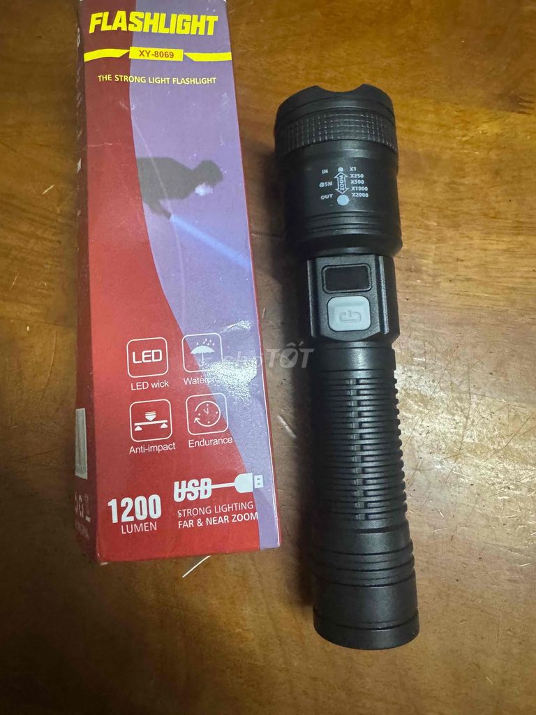 Đèn pin LED XY-8069 Đen USB chống nước. Mua bán Đèn tại Quận Gò Vấp Tp Hồ Chí Minh được đăng bởi Tí Bảo Bình hình 1