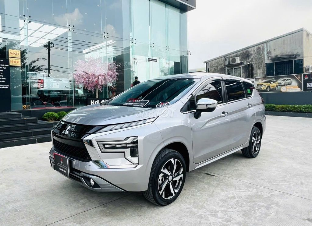 Mitsubishi Xpander Premium 2022 Bạc - Odo 34796 km