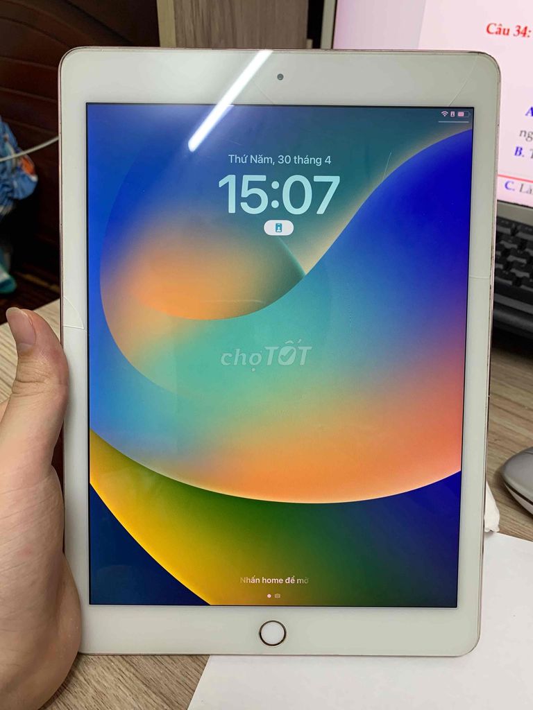iPad Pro 9.7 inch 32GB. Mua bán Máy tính bảng tại Quận Bình Tân Tp Hồ Chí Minh được đăng bởi Phan Văn Thái hình 1