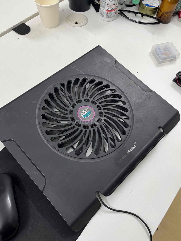 Đế tản nhiệt Cooler Master Đen. Mua bán Phụ kiện (Màn hình, Chuột...) tại Thành phố Tây Ninh Tây Ninh được đăng bởi Khoa Tran hình 1