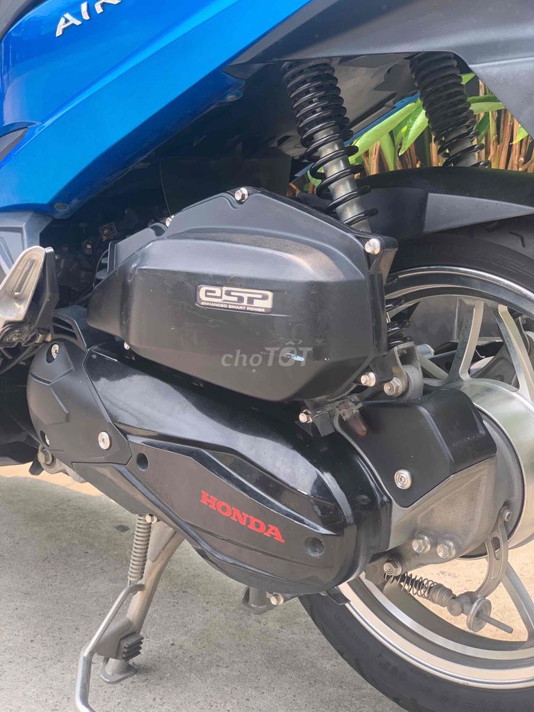 Воздушное лезвие Honda 2017, зеленое, 56 000 км