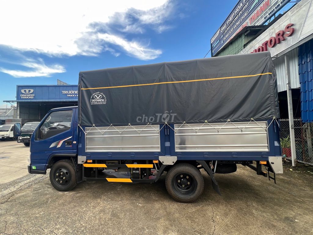 IZ50S mui bạt tải 2t4 trả trước 80 triệu nhận xe. Mua bán Xe tải, xe ben tại Quận Bình Thuỷ Cần Thơ được đăng bởi Ô Tô Trường Vũ hình 4