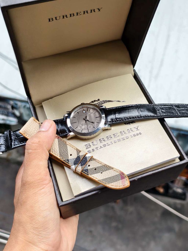Đồng hồ Burberry BU1774 chính hãng . Mua bán Đồng hồ tại Quận Tân Bình Tp Hồ Chí Minh được đăng bởi thin hình 1