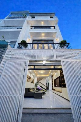 ✅✅NHÀ MỚI  XINH LUNG LINH 2 LẦU SÂN THƯỢNG HẺM NGUYỄN VĂN QUỲ PHÚ Q7