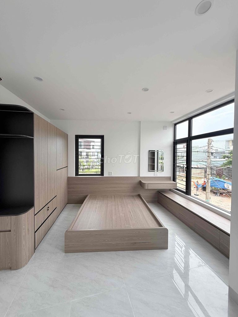 Nhà đẹp mới dọn vào ở ngay Nhà đẹp mới dọn vào ở ngay