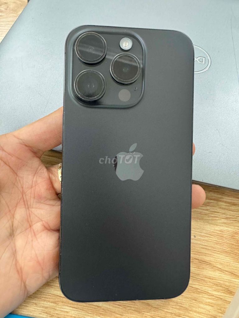 Apple iPhone 15 Pro 128Gb Đen. Mua bán Điện thoại tại Quận Hà Đông Hà Nội được đăng bởi Hoàng Dương hình 1