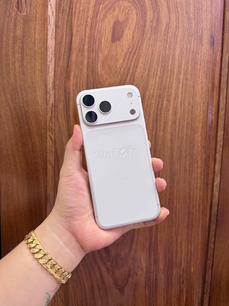 Apple iPhone 17 Pro Max 256GB lock  Đã sử dụn. Mua bán Điện thoại tại Thành phố Thuận An Bình Dương được đăng bởi H O A hình 1