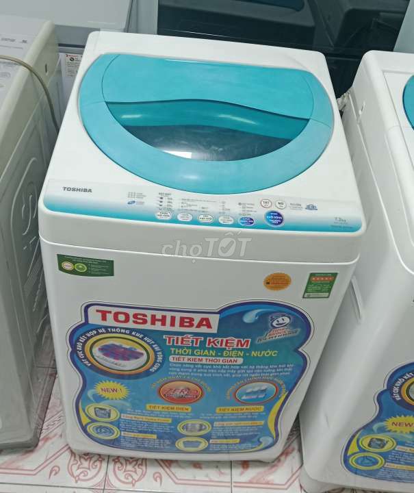 Toshiba 7kg lồng đứng. Mua bán Máy giặt tại Quận 4 Tp Hồ Chí Minh được đăng bởi Anh Đào hình 1