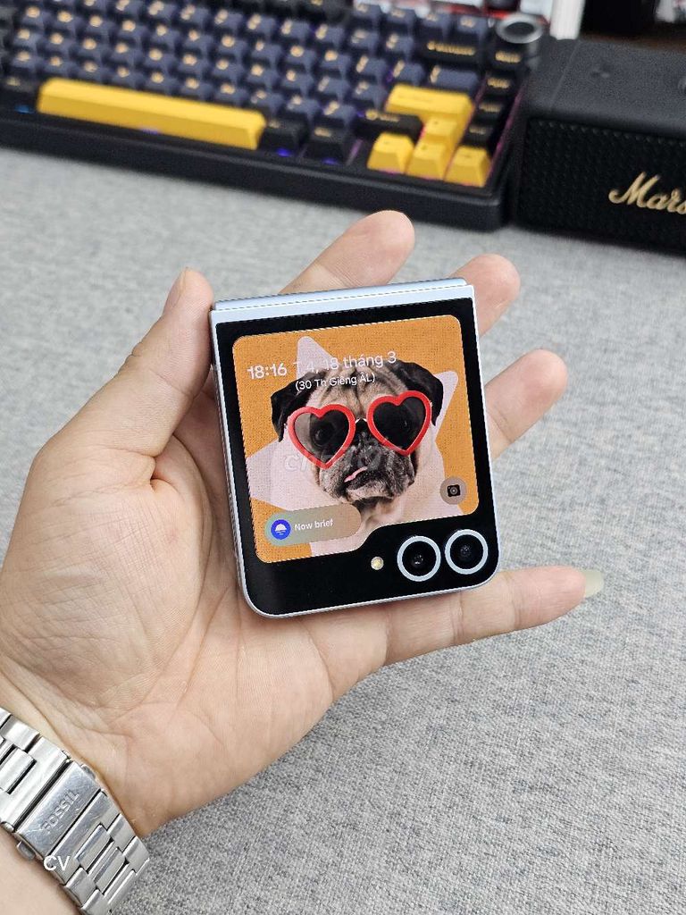 Samsung ZFlip 6 256GB Xám. Mua bán Điện thoại tại Quận Gò Vấp Tp Hồ Chí Minh được đăng bởi Cuongvo hình 1