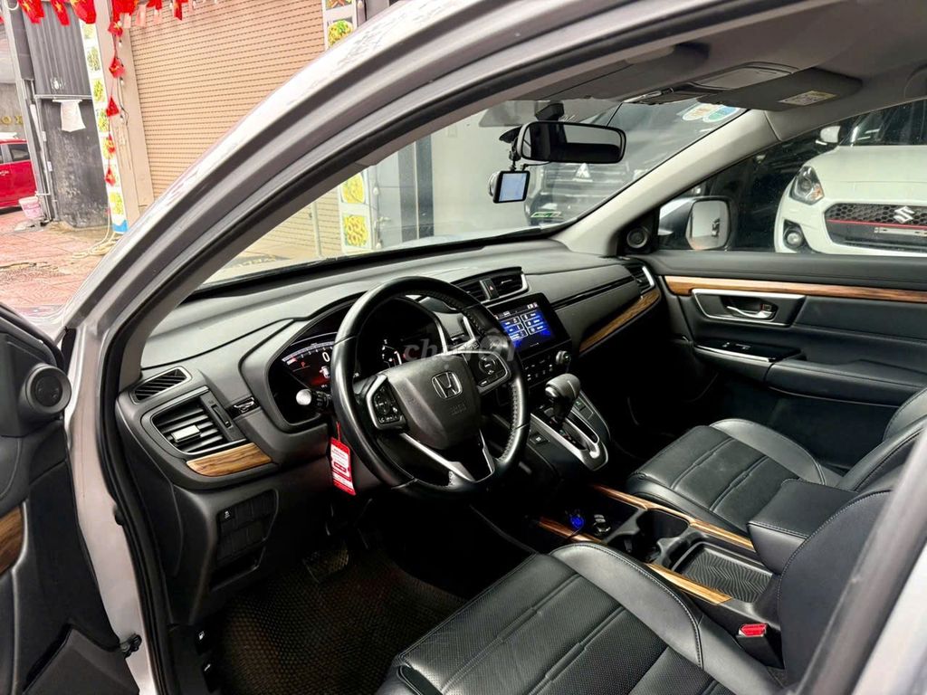 Honda CRV G 2019 nhập Thái,odo 8,7 vạn km, giá tốt. Mua bán Ô tô tại Quận Long Biên Hà Nội được đăng bởi Long Biên Cars hình 9