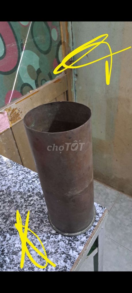 Tối thứ 3 bán rẻ 1 cái vỏ 105mm cao 28 năm 1945