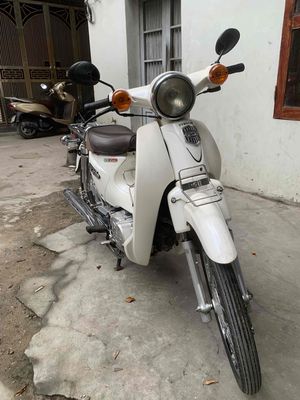 Xe Cub 50cc Halim màu trắng. Mua bán Xe máy tại Quận Hai Bà Trưng Hà Nội được đăng bởi Nguyễn Đức Quang