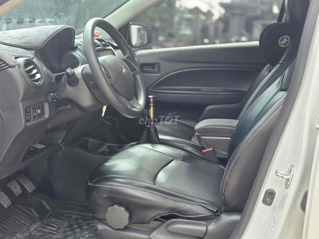 Mitsubishi Attrage 2024 MT Số sàn Trắng
