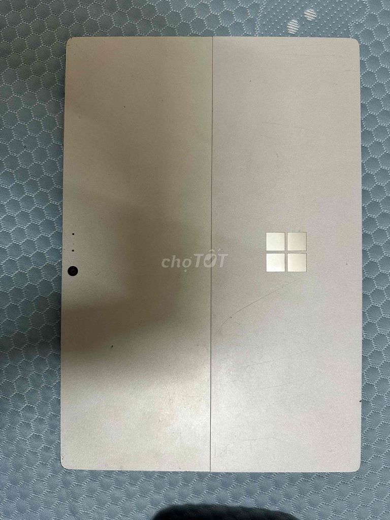 Microsoft Surface Pro 4 i5 4GB/256GB. Mua bán Laptop tại Quận Nam Từ Liêm Hà Nội được đăng bởi onichan hình 1