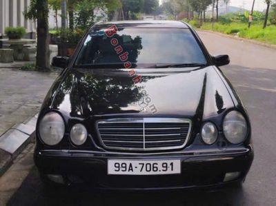 Bán xe E240 đời 2000, số tự động.. Mua bán Ô tô tại Huyện Yên Thế Bắc Giang được đăng bởi tamnguyen