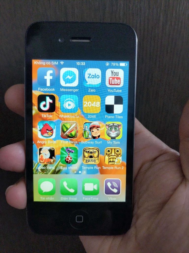 Apple iPhone 4 8gb quốc tế. Mua bán Điện thoại tại Quận Cầu Giấy Hà Nội được đăng bởi Hoàng Anh Táo Cổ hình 1