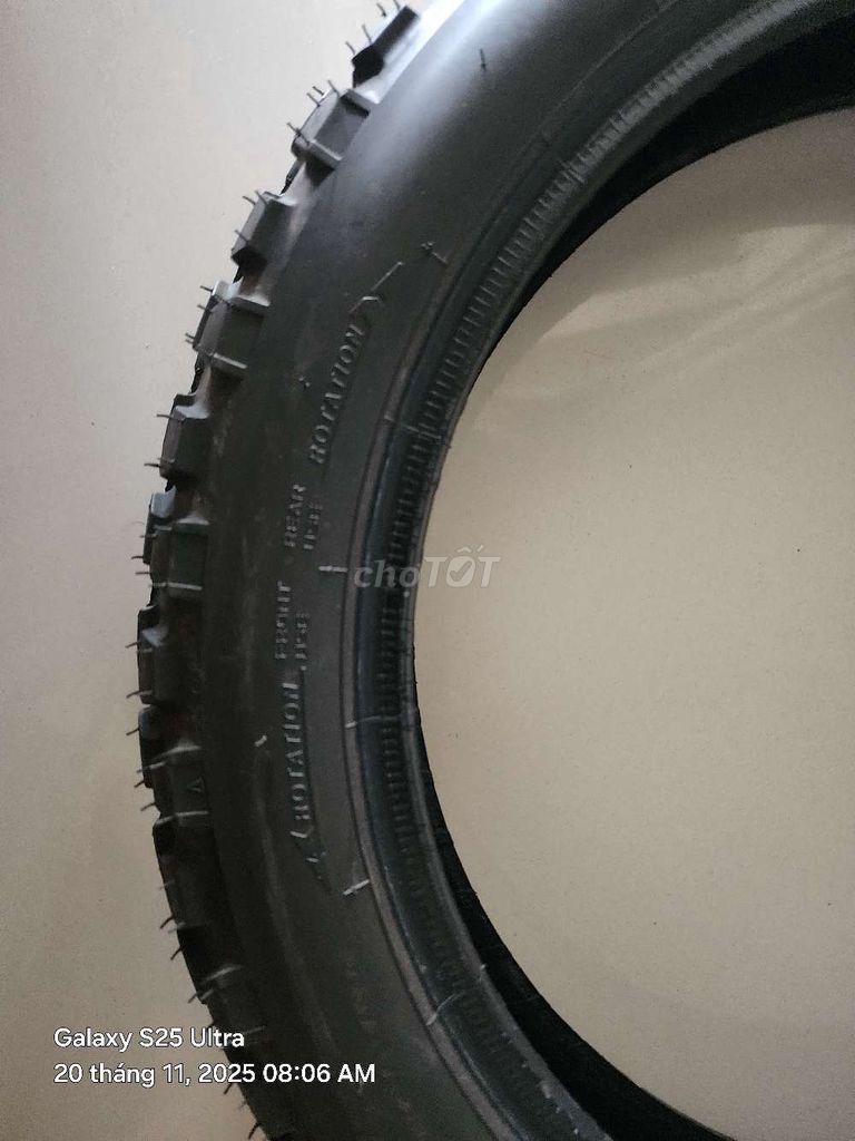 Lốp xe máy PG1 90/100-16 M/C Đen Đã sử dụng. Mua bán Phụ tùng xe tại Thị xã Phú Mỹ Bà Rịa - Vũng Tàu được đăng bởi Lightning hình 1